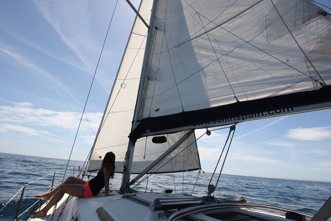 2 day sailing to Sotogrande from Marbella - Food and drinks: what’s included, what’s not, and how to plan