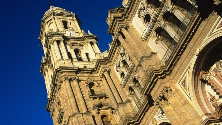 Best of Málaga: Private Walking Tour with a Local - Starting at Plaza de la Marina: your bearings before you start wandering