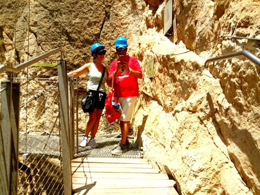 Caminito del Rey private tour from Costa del Sol - Pickup and Van Ride: How the Costa del Sol Logistics Work
