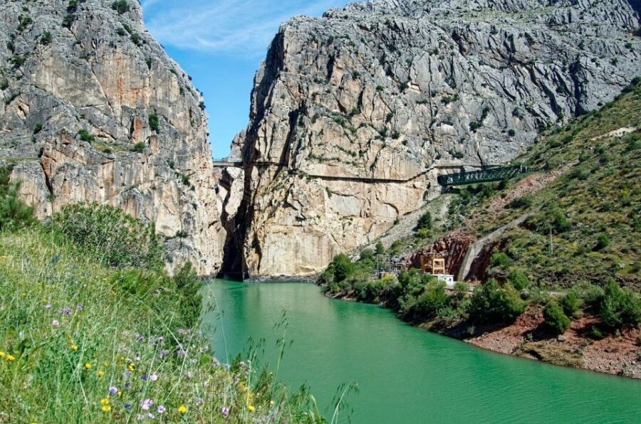 Costa del Sol: Caminito del Rey Guided Trip - Guides on this route: clarity, humor, and control of pacing