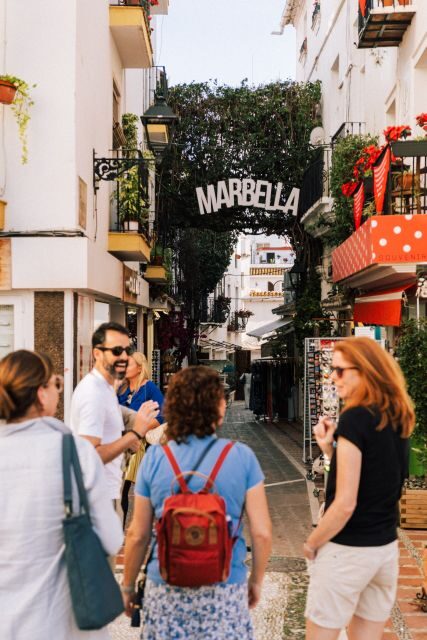 Discover Marbella's Old Town with five-star private tour - D·OLIVA Marbella Aceites de Oliva Premium and the olive oil tasting