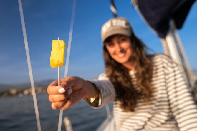Exclusive private experience in luxury catamaran - Included drinks and snacks: a luxury touch that saves your time
