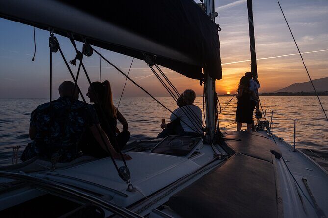Exclusive private experience in luxury catamaran - Price and value: what $887.61 per group buys you