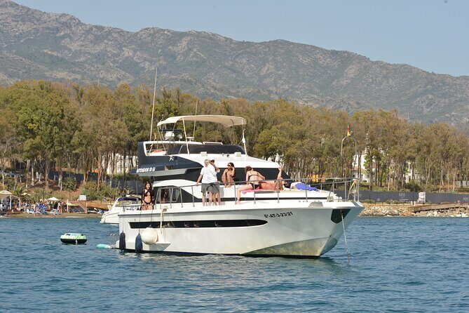 Express Transfer Marbella - Puerto Banus - Express boat time in Marbella: what 14 minutes feels like