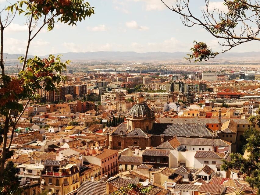 From Costa del Sol: Granada Day Trip Free Time 5h - The coach ride from Costa del Sol: what you gain on the way