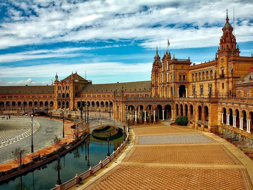 From Costa del Sol: Guided Tour of Seville - Key highlights worth planning around