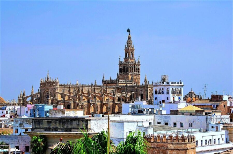 From Costa del Sol: Seville and Royal Alcázar Palace - How long the day really feels (8–9 hours) and what to wear