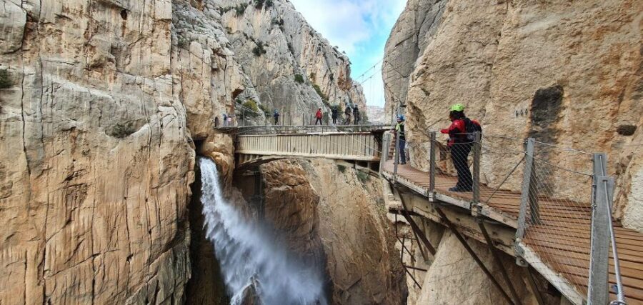 From Malaga: Caminito del Rey/White Village Tour & Tapas - Price and Value: Is $75 a Good Deal From Málaga?