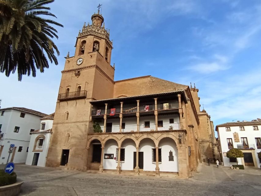 From Malaga: private tour Ronda and Setenil de las Bodegas - Setenil de las Bodegas: Main Streets and Mirador del Carmen