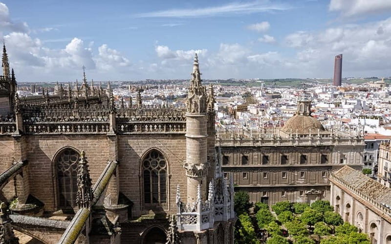 From Malaga: Seville Day Trip with Real Alcázar Tickets - Key things to know before you go