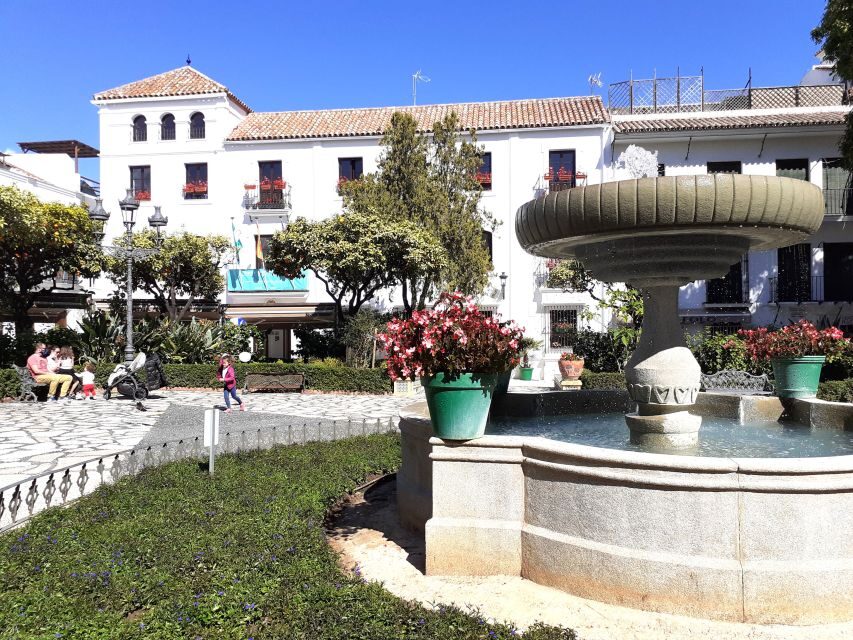 From Marbella: Guided Private Trip to Gibraltar and Estepona - Estepona’s street art and poem-style details: a creative ending