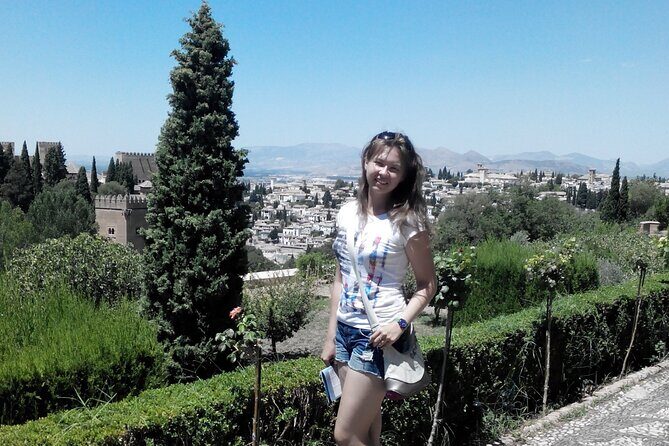Full-Day Trip to Granada from Malaga with Private Guide - Royal Chapel and Granada Cathedral: the power shift from 16th-century to Baroque