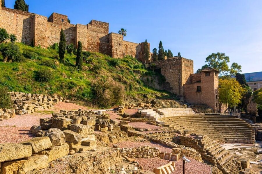 Malaga: Alcazaba and Roman Theatre Private Tour With Tickets - Roman Theatre and Alcazaba: why this 1.5-hour combo works