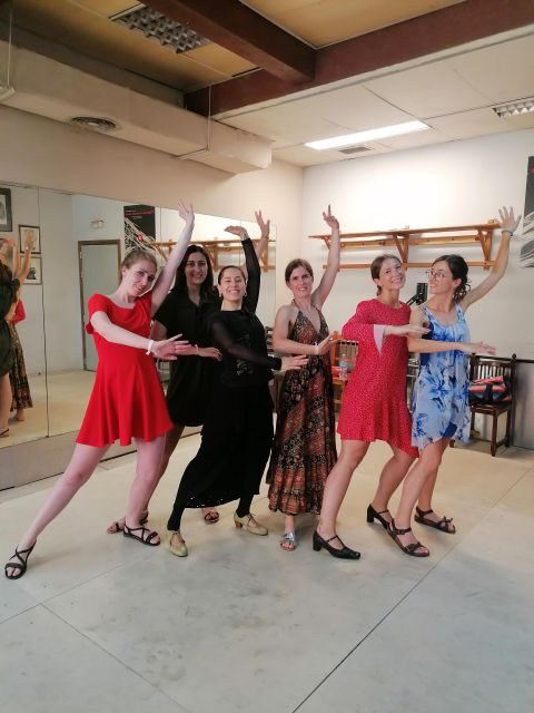 Málaga: Flamenco Class Experience - Who this Málaga flamenco class is best for