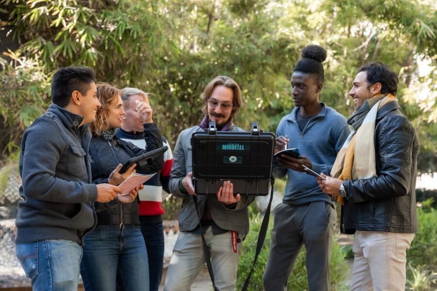 Malaga: Outdoor Escape Game Operation Mindfall - Your first 10 minutes in Málaga: office briefing and iPad setup