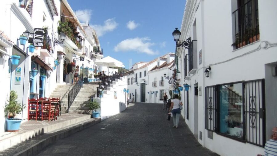 Malaga: Private Day Trip to Mijas - Why this half-day in Mijas feels like a shortcut to the real Spain