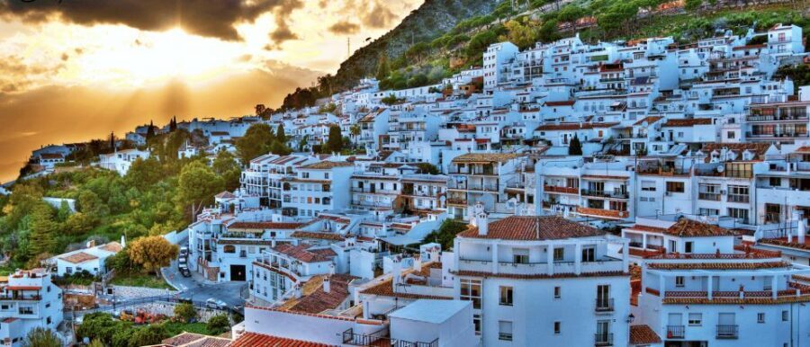 Malaga: Private Day Trip to Mijas - Ermita de la Virgen de la Peña: the rock chapel viewpoint you’ll remember