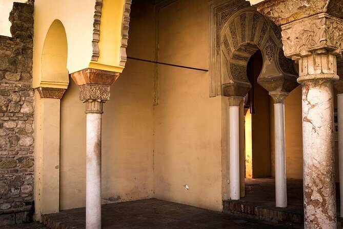 Malaga Tour with Cathedral, Alcazaba and Roman Theatre - The 3-hour plan: how this route saves you time in Málaga