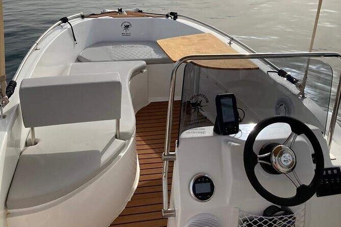 MANGO 5m 5pax - Unlicensed boat in Puerto Banus, Marbella - Where You Start at Boating Lovers in Nueva Andalucía