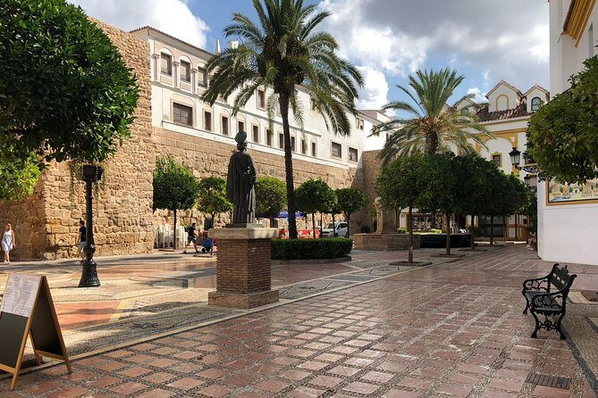 Marbella Old Town: Group Tour with a True Local - Plaza Altamirano and Torre de la Pólvora: where small stops teach big context