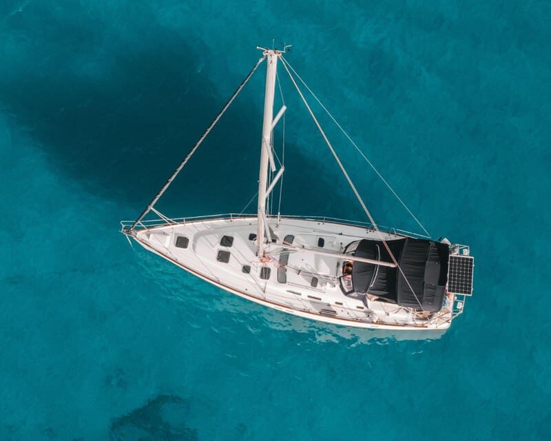 Marbella, Port Banus : SAILING Tour on Private Sailing Boat - Meeting Point at Gate Pier 3 (Right by Pizzeria Picasso)