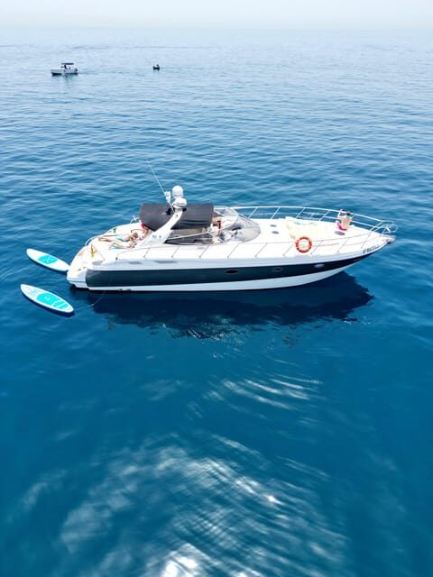 Marbella: Private Cruise in Luxury Yacht - Meeting the boat and the essentials you should bring