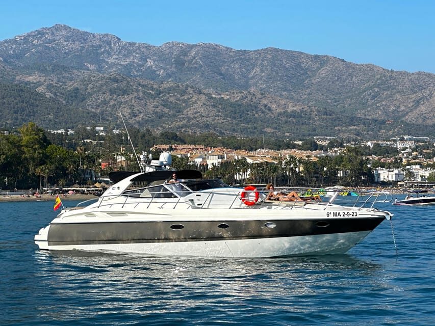 Marbella: Private Cruise in Luxury Yacht - Weather and sea conditions: the part you should respect