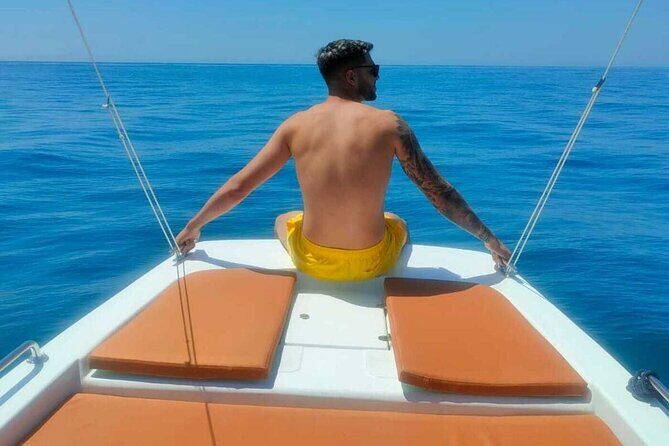 New 2025!! Unlicensed boat for dolphin watching - Captain-Controlled Dolphin Watching From Benalmádena