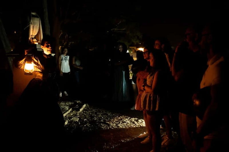 Night theatrical visit to the English cemetery - Quick highlights you should know