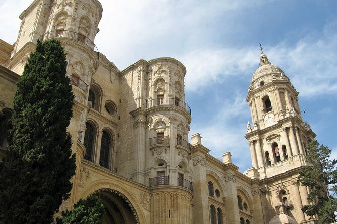 Private 4-hour City Tour of Malaga - Plaza de la Merced: your free, low-stress reset