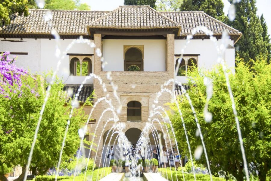 Private Alhambra Tour From Malaga & Surrounds - Skip-the-line ticketing: why it’s more than convenience