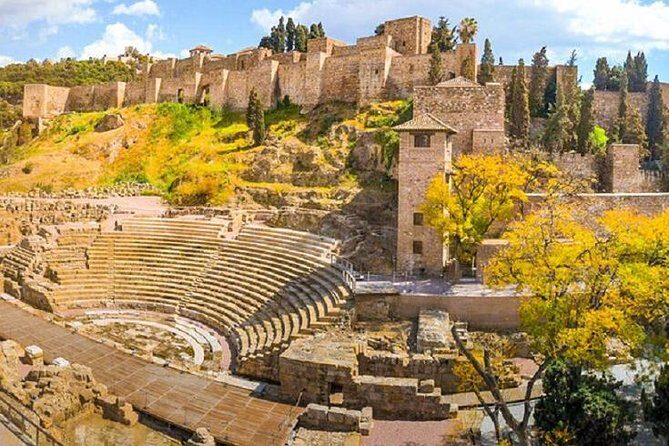 Private Malaga: Alcazaba, Museum, Market, Cathedral & Picasso - Price and value for a private 3-hour Malaga loop