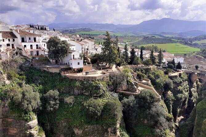 Private trip to Ronda w/ hotel or shore pickup from Costa del Sol - Arabic Quarter Stroll: Plaza de María Auxiliadora to Santa María la Mayor