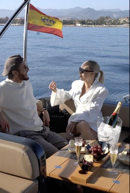 Puerto Banus: Boat Charter Moonday Yacht - Timing and duration math: 2–4 hours vs longer routes