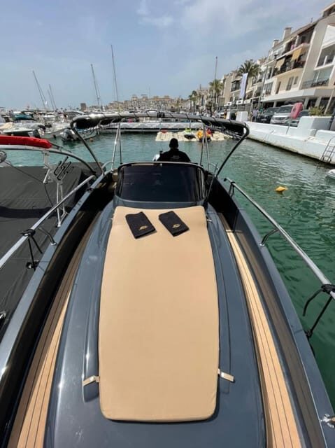 Puerto Banus: Boat Charter Moonday Yacht - Choosing Your Costa del Sol Route from Puerto Banús