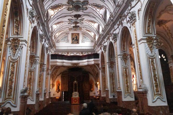 Secret Malaga Private Walking Tour - Meeting Point at Monumento al Marqués de Larios: Simple Start, No Guesswork