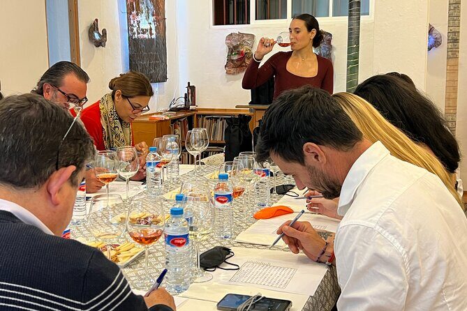 Sensory Tasting to Discover Wine with the 5 Senses - How the 5 Senses Format Changes the Whole Tasting