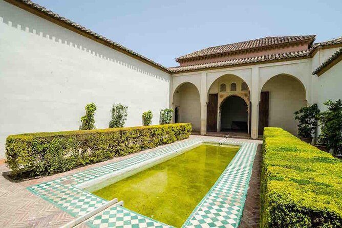 Skip the Line: Private Alcazaba & Gibralfaro with Nasrid Palaces - Alcazaba: from Puerta de la Bóveda to Plaza de Armas