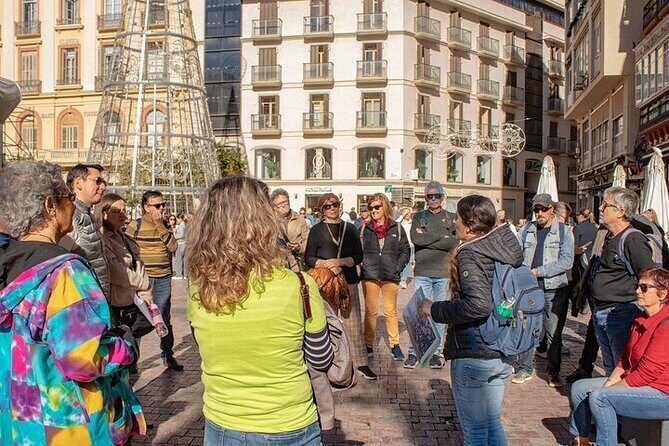 Tour around the Central Market of Malaga - Pasaje de Chinitas: where flamenco stories live in the narrow lane