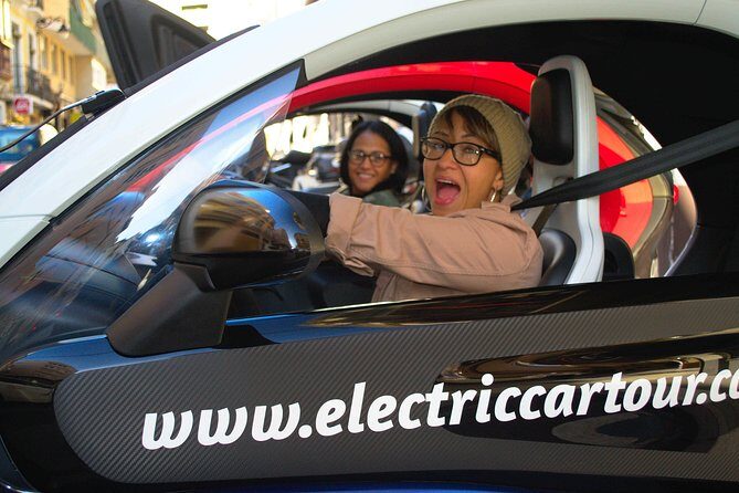 Tour Privado en Málaga: Castillo de Gibralfaro o Cueva del Tesoro - A Smooth Electric-Car Plan for Málaga’s Hills and Coast